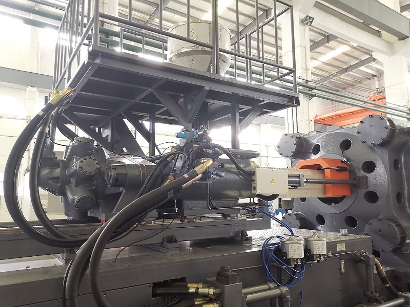 1000 ton plastic injection moulding machine